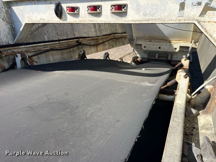 image for item EH2877 1975 Load King bottom dump trailer