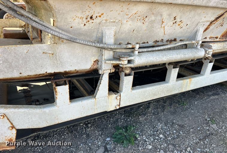 image for item EH2877 1975 Load King bottom dump trailer