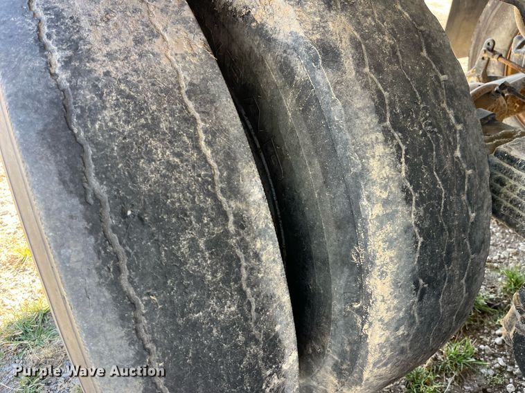 image for item EH2877 1975 Load King bottom dump trailer