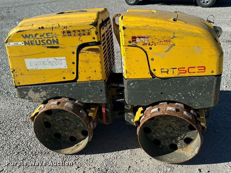 image for item EH7086 2015 Wacker Neuson RTSC3 trench compactor