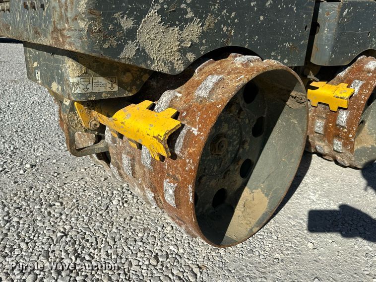 image for item EH7086 2015 Wacker Neuson RTSC3 trench compactor