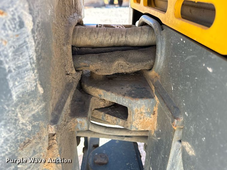 image for item EH7086 2015 Wacker Neuson RTSC3 trench compactor