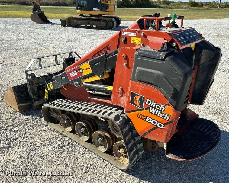 image for item EH7087 2020 Ditch Witch SK800 compact utility loader