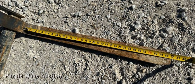 image for item EH7087 2020 Ditch Witch SK800 compact utility loader