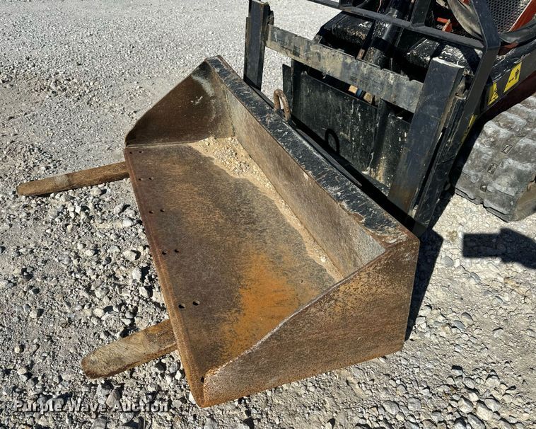 image for item EH7087 2020 Ditch Witch SK800 compact utility loader