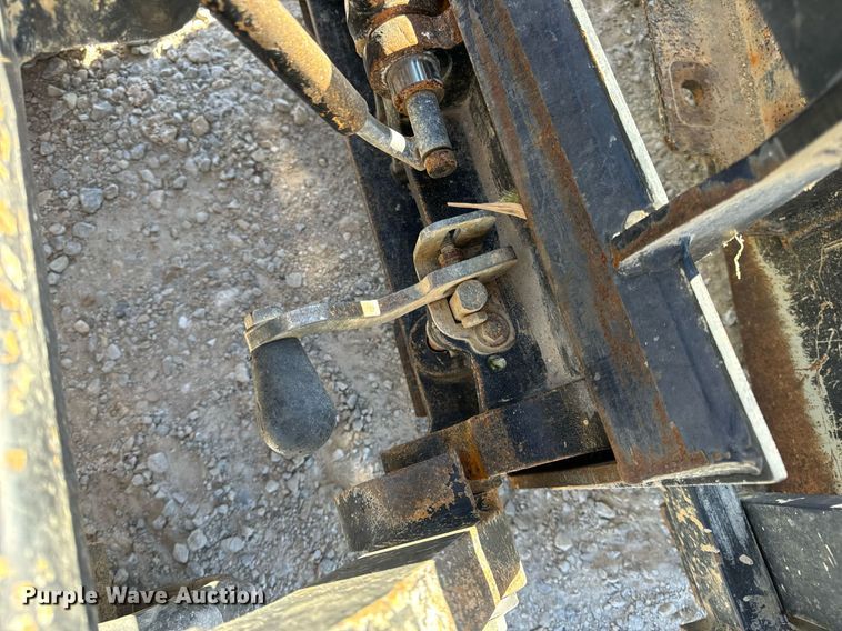 image for item EH7087 2020 Ditch Witch SK800 compact utility loader