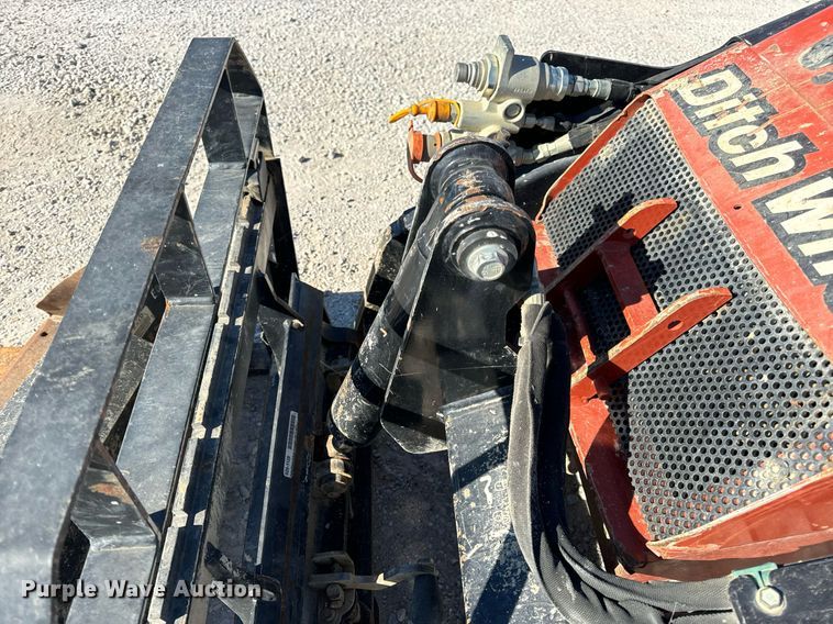 image for item EH7087 2020 Ditch Witch SK800 compact utility loader