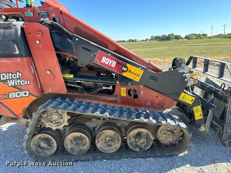 image for item EH7087 2020 Ditch Witch SK800 compact utility loader