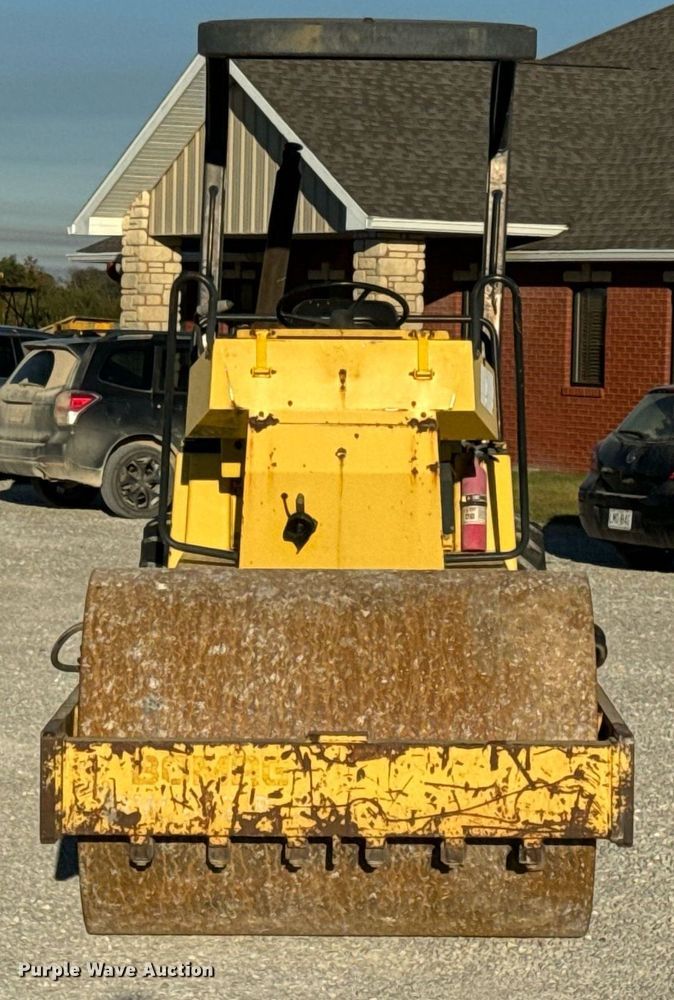 image for item EH7088 Bomag BW142D-2 single drum vibratory roller