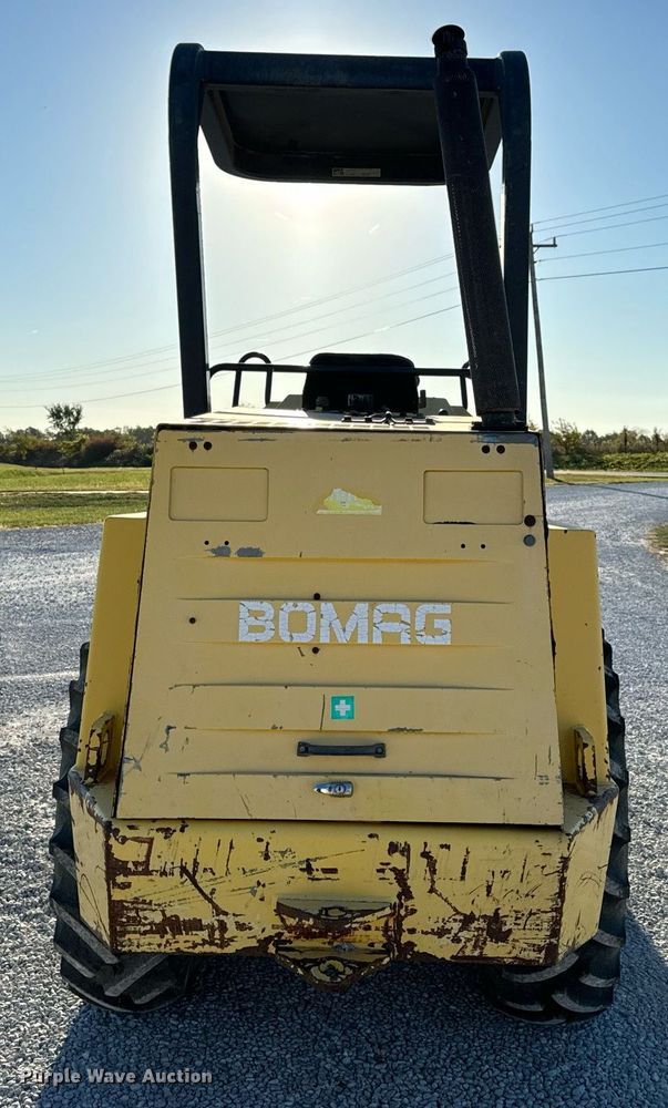 image for item EH7088 Bomag BW142D-2 single drum vibratory roller