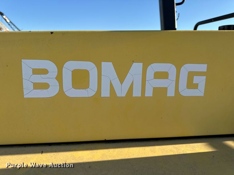 image for item EH7088 Bomag BW142D-2 single drum vibratory roller