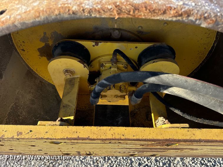 image for item EH7088 Bomag BW142D-2 single drum vibratory roller