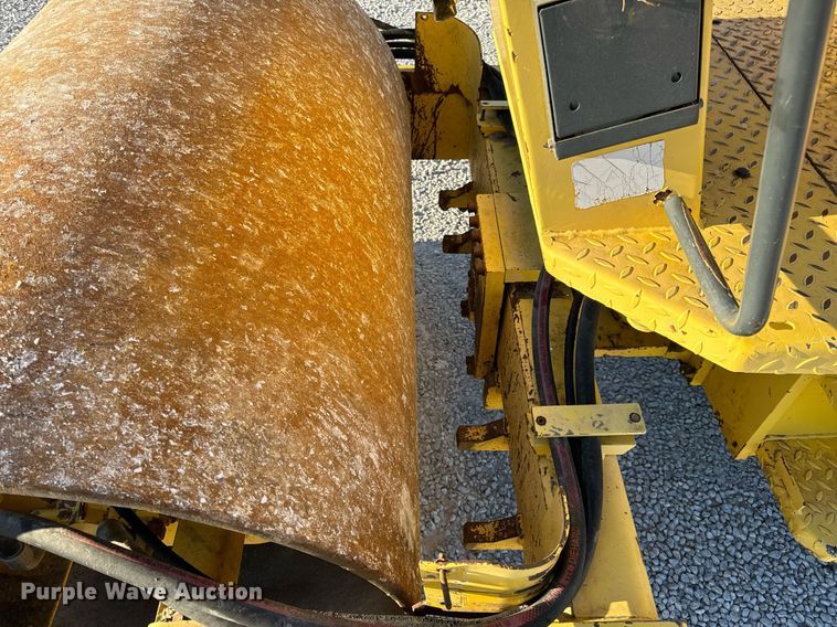 image for item EH7088 Bomag BW142D-2 single drum vibratory roller
