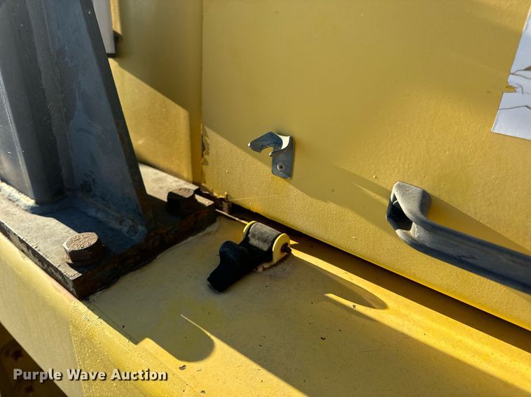 image for item EH7088 Bomag BW142D-2 single drum vibratory roller