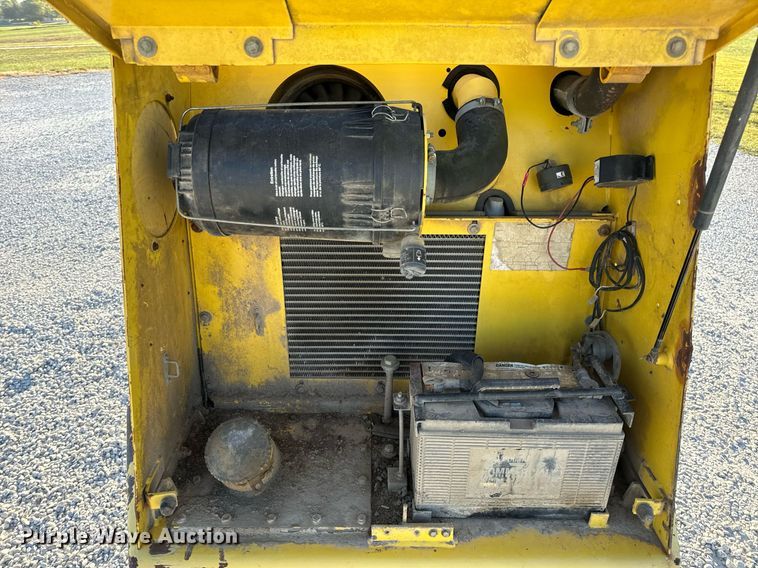 image for item EH7088 Bomag BW142D-2 single drum vibratory roller