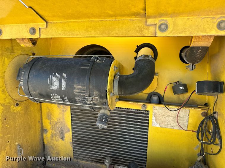 image for item EH7088 Bomag BW142D-2 single drum vibratory roller