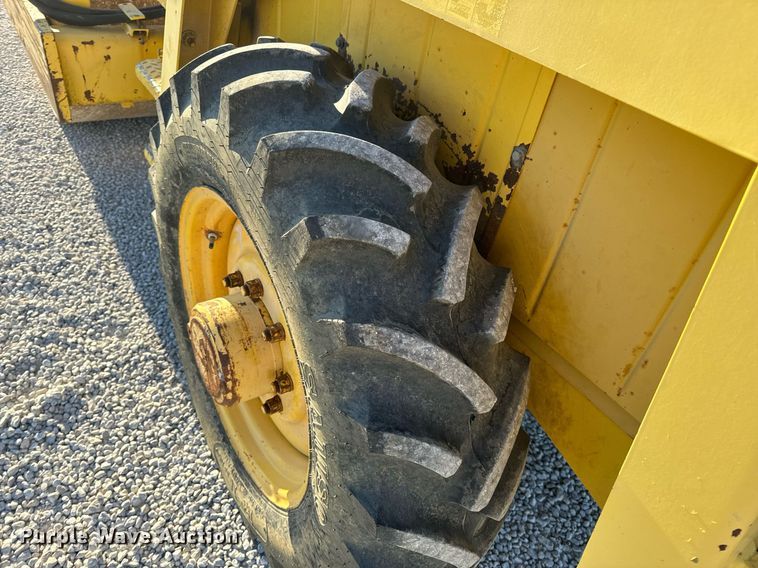 image for item EH7088 Bomag BW142D-2 single drum vibratory roller