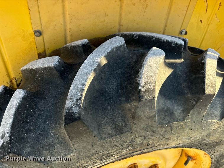 image for item EH7088 Bomag BW142D-2 single drum vibratory roller