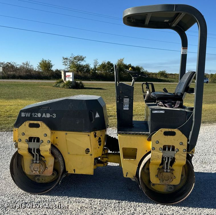 image for item EH7089 2001 Bomag BW120AD-3 double drum vibratory roller