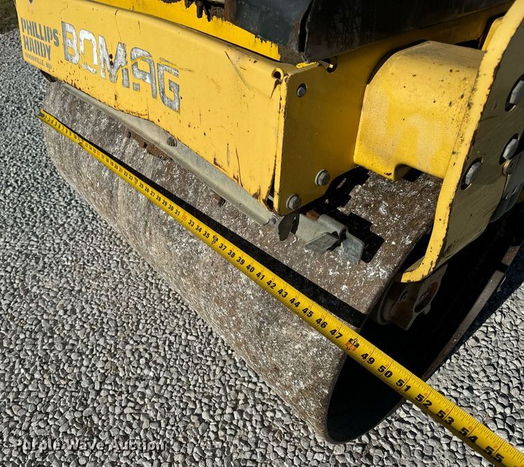 image for item EH7089 2001 Bomag BW120AD-3 double drum vibratory roller