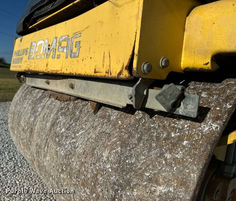 image for item EH7089 2001 Bomag BW120AD-3 double drum vibratory roller