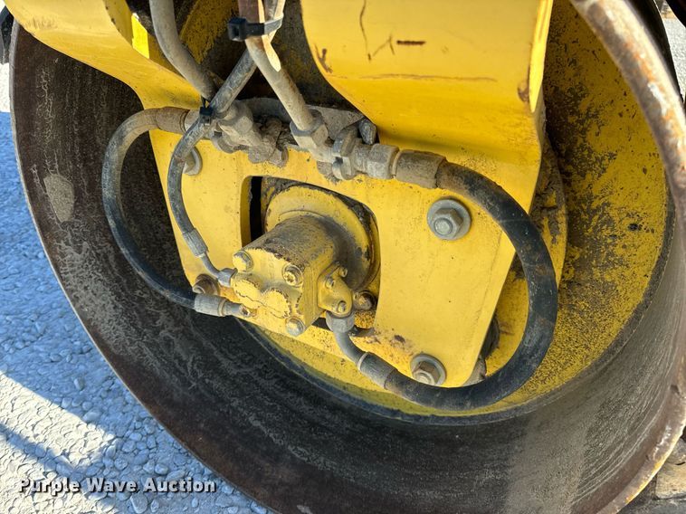 image for item EH7089 2001 Bomag BW120AD-3 double drum vibratory roller