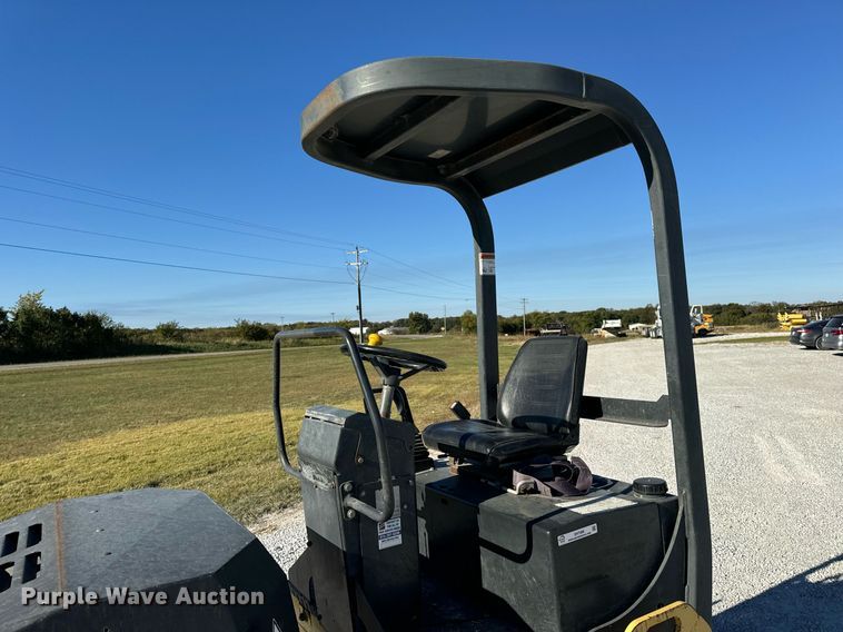 image for item EH7089 2001 Bomag BW120AD-3 double drum vibratory roller