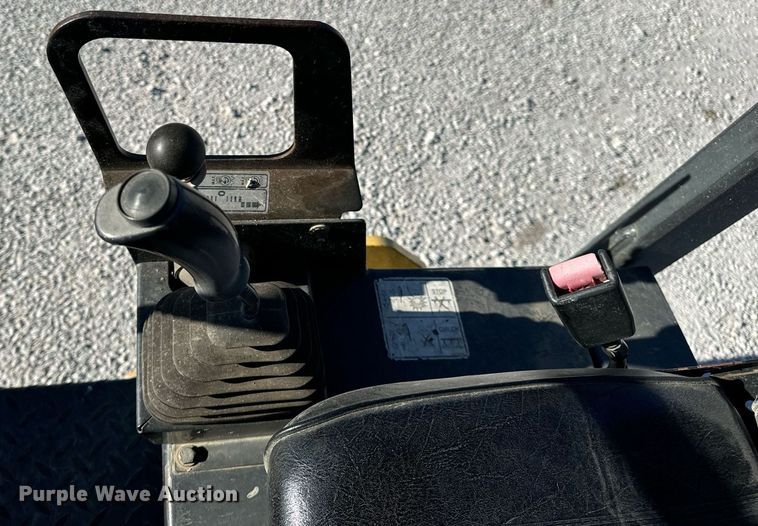 image for item EH7089 2001 Bomag BW120AD-3 double drum vibratory roller