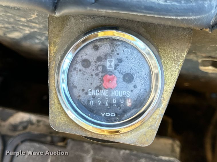 image for item EH7089 2001 Bomag BW120AD-3 double drum vibratory roller