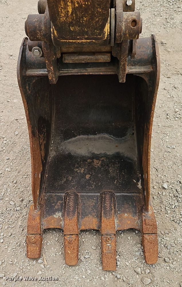 image for item EI8435 2006 Caterpillar 303C CR mini excavator