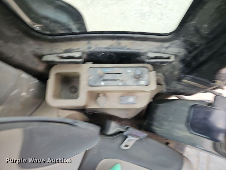 image for item EI8435 2006 Caterpillar 303C CR mini excavator