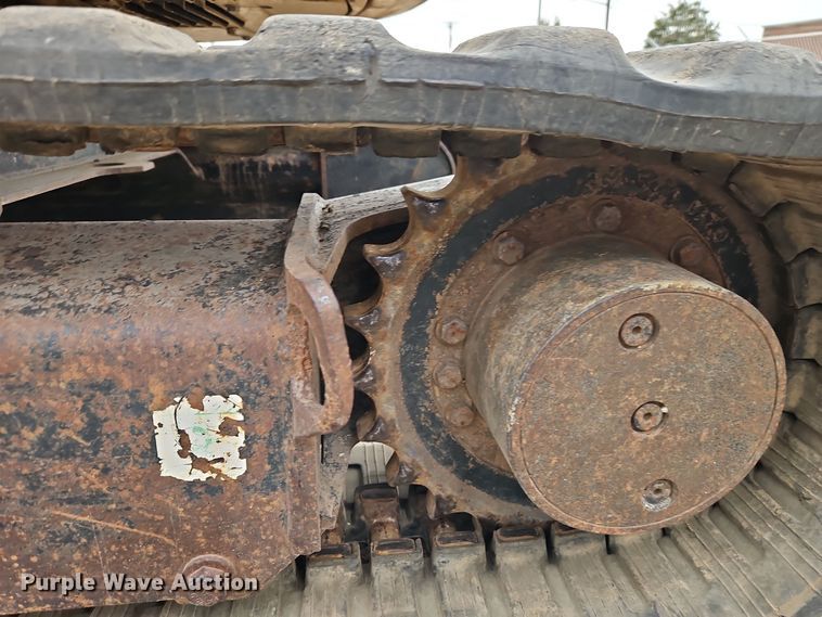 image for item EI8435 2006 Caterpillar 303C CR mini excavator