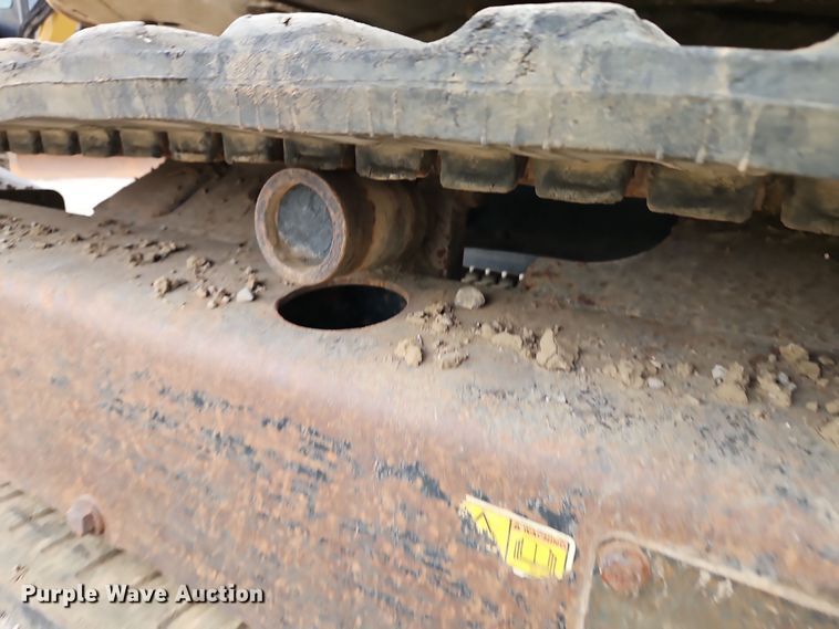 image for item EI8435 2006 Caterpillar 303C CR mini excavator