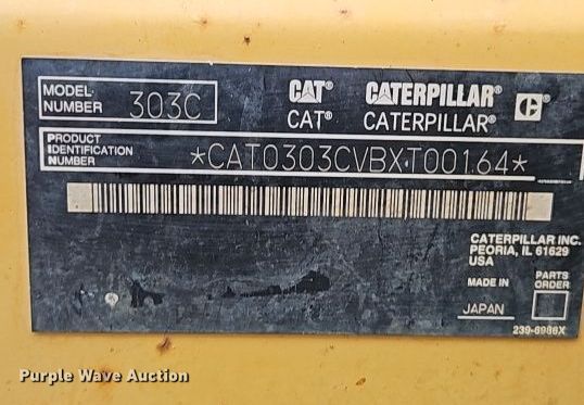 image for item EI8435 2006 Caterpillar 303C CR mini excavator