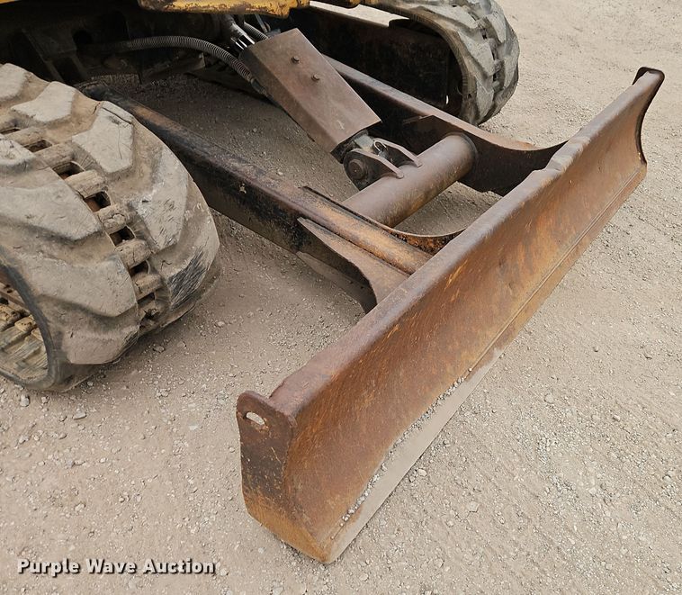 image for item EI8436 2005 Caterpillar  304 CR mini excavator