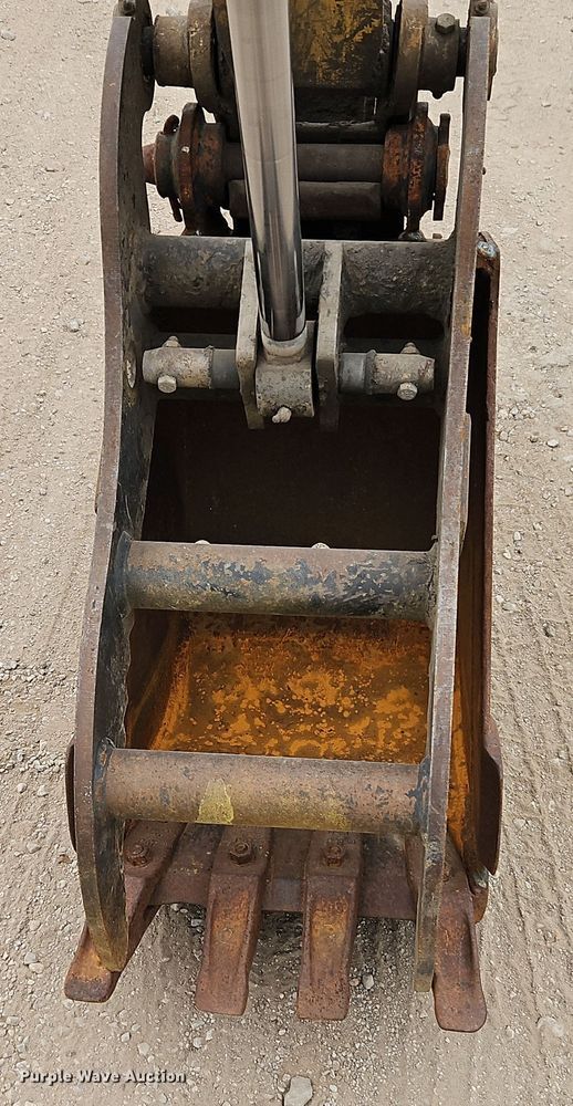 image for item EI8436 2005 Caterpillar  304 CR mini excavator