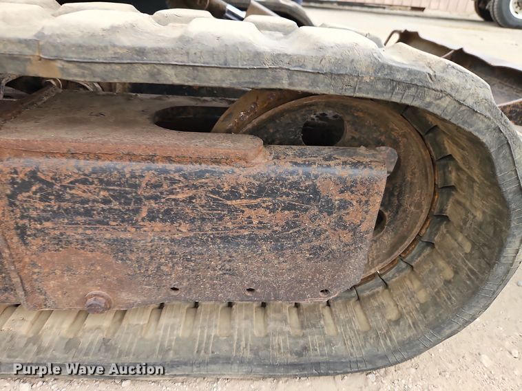 image for item EI8437 2006 Caterpillar 303C CR mini excavator