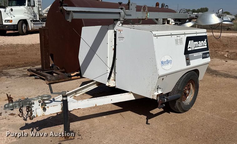 image for item EJ3102 Allmand Maxi-Lite SHO-HD light plant