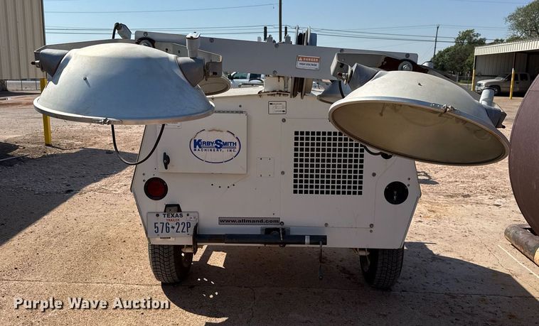 image for item EJ3102 Allmand Maxi-Lite SHO-HD light plant