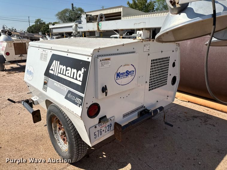 image for item EJ3102 Allmand Maxi-Lite SHO-HD light plant