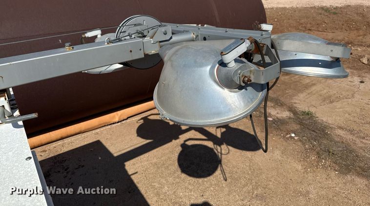 image for item EJ3102 Allmand Maxi-Lite SHO-HD light plant