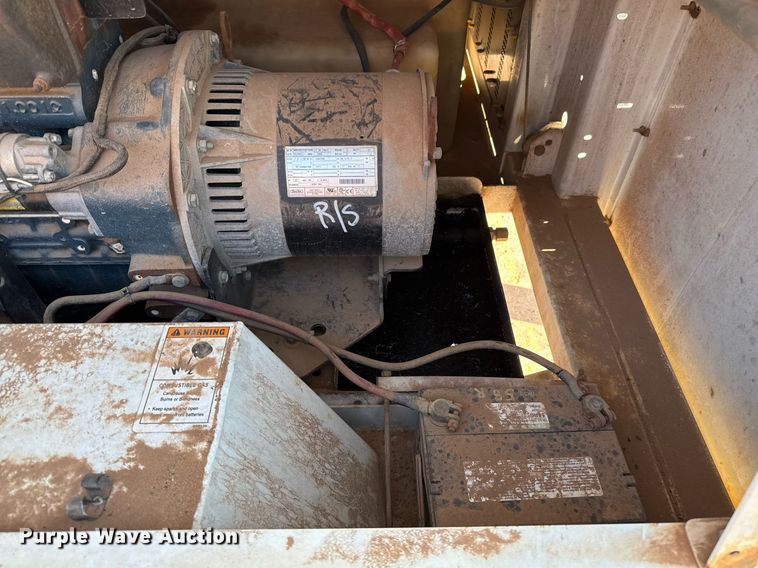 image for item EJ3102 Allmand Maxi-Lite SHO-HD light plant