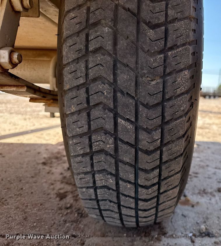 image for item EJ3102 Allmand Maxi-Lite SHO-HD light plant