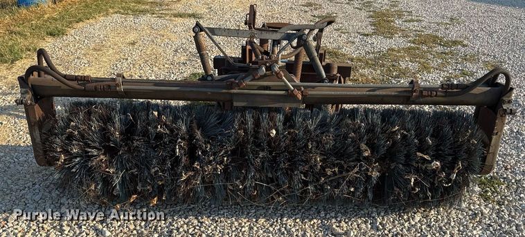 image for item EJ3107 Balderson BITHBO broom