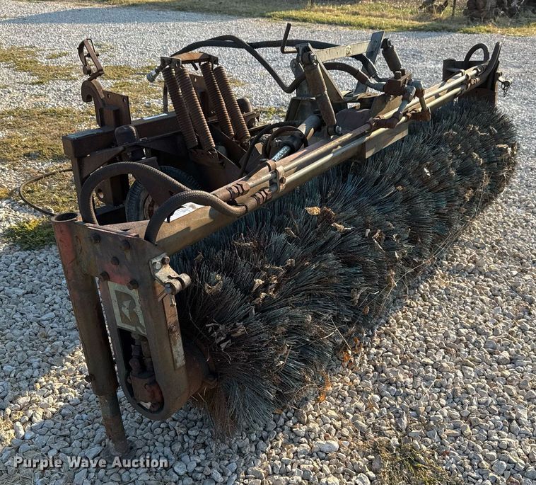 image for item EJ3107 Balderson BITHBO broom