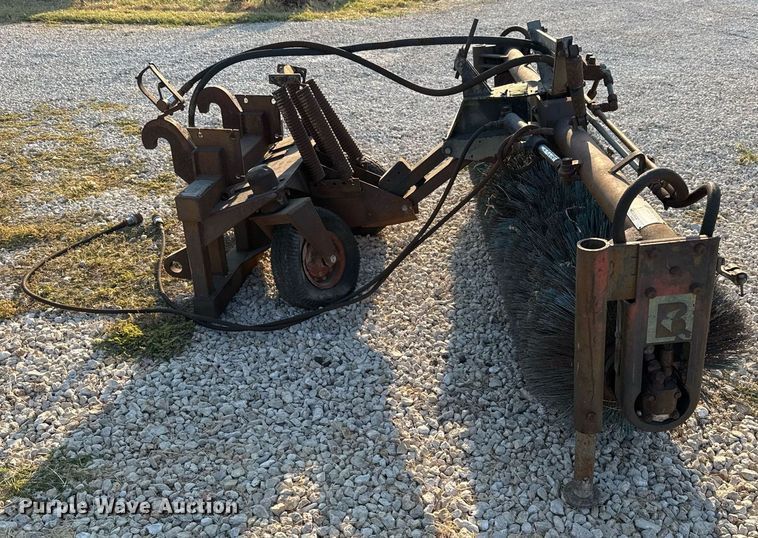 image for item EJ3107 Balderson BITHBO broom