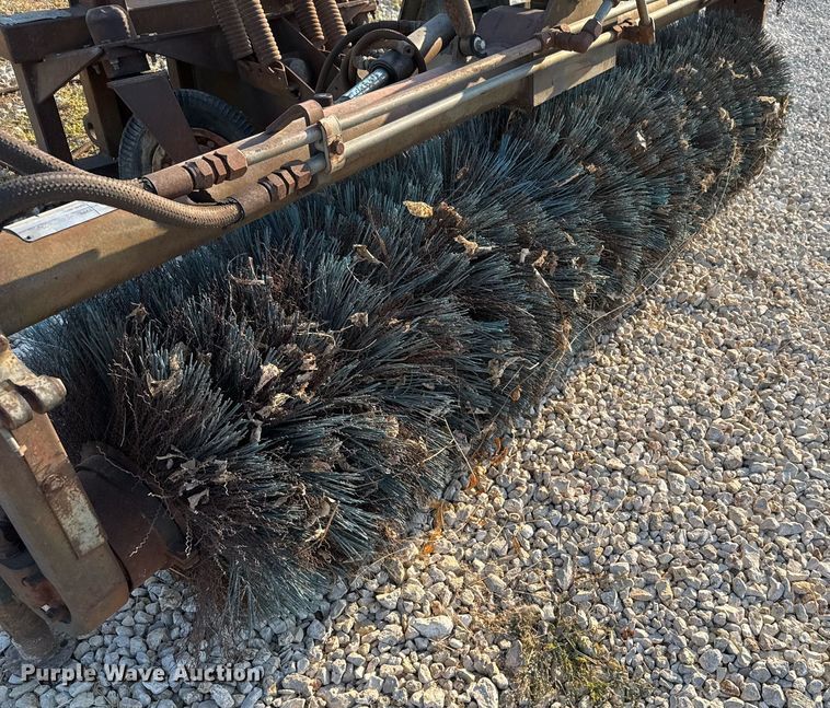 image for item EJ3107 Balderson BITHBO broom