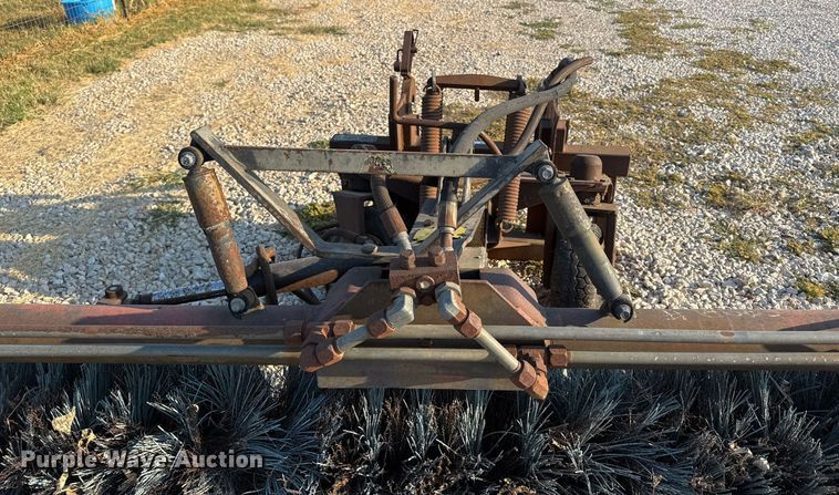 image for item EJ3107 Balderson BITHBO broom