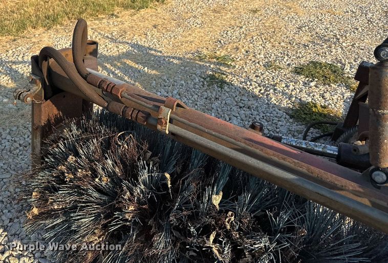 image for item EJ3107 Balderson BITHBO broom