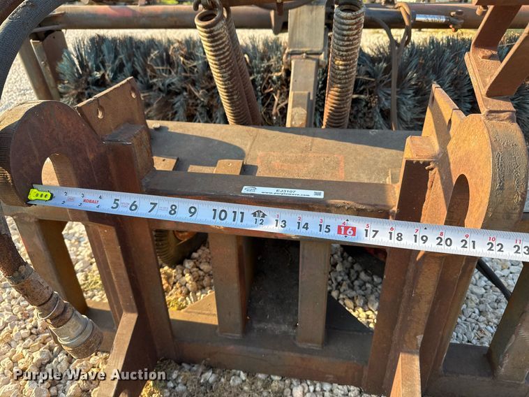 image for item EJ3107 Balderson BITHBO broom